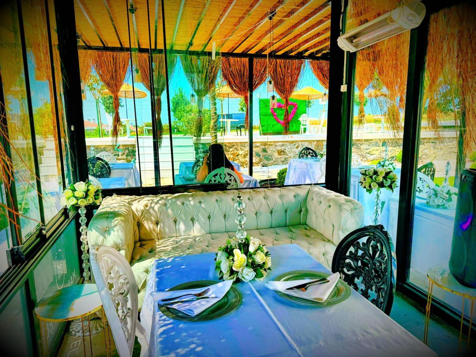 The Queen Airport Hotel-Round Trip Airport Service Arnavutkoy Zewnętrze zdjęcie